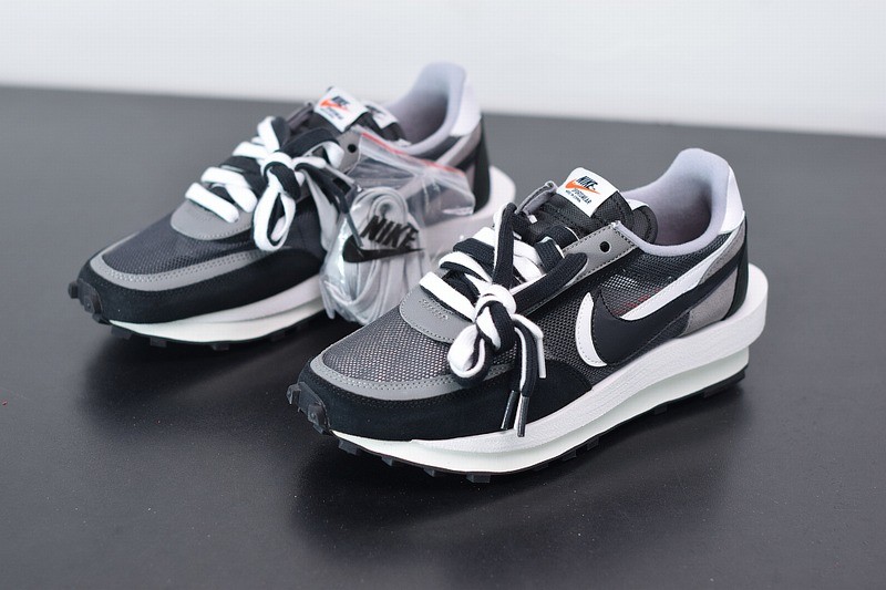 Nike LD Waffle sacai Black Nike LD Waffle sacai Black