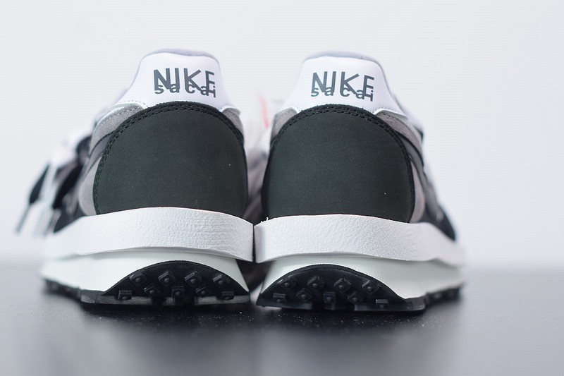 Nike LD Waffle sacai Black Nike LD Waffle sacai Black