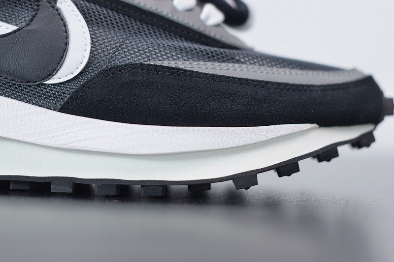 Nike LD Waffle sacai Black Nike LD Waffle sacai Black