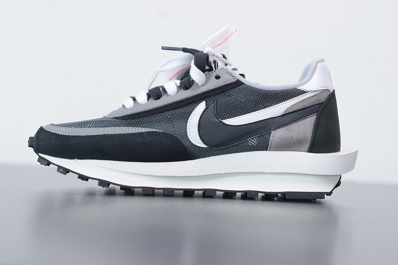 Nike LD Waffle sacai Black Nike LD Waffle sacai Black
