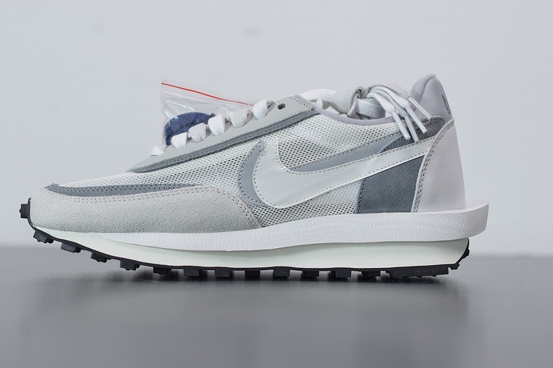 Nike LD Waffle sacai Summit White Nike LD Waffle sacai Summit White