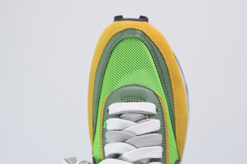 Nike LD Waffle sacai Green Multi Nike LD Waffle sacai Green Multi