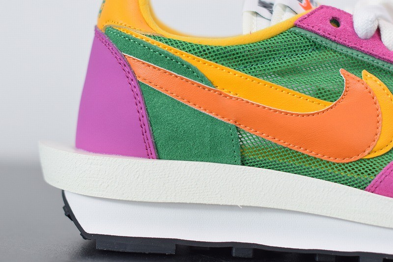 Nike LD Waffle sacai Pine Green Nike LD Waffle sacai Pine Green