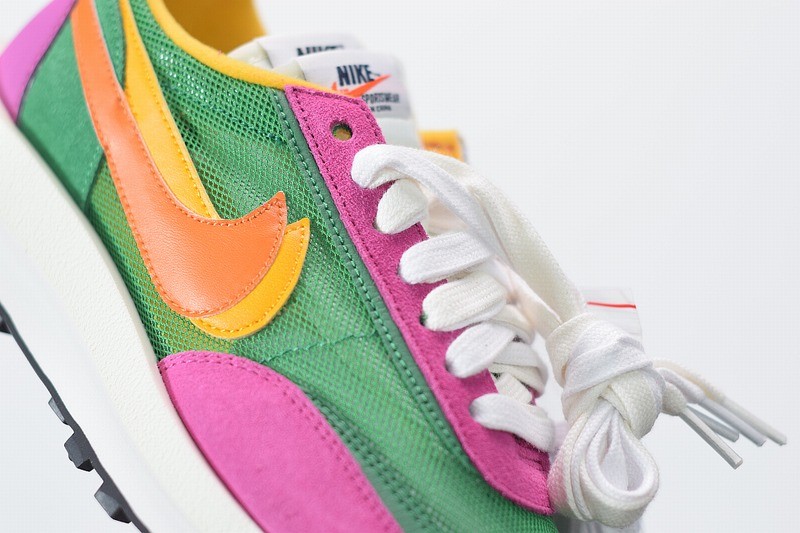 Nike LD Waffle sacai Pine Green Nike LD Waffle sacai Pine Green