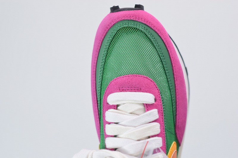 Nike LD Waffle sacai Pine Green Nike LD Waffle sacai Pine Green