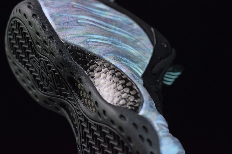 Nike Air Foamposite One Abalone Nike Air Foamposite One Abalone