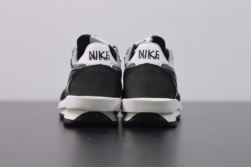 Kids Nike LD Waffle sacai Black Kids Nike LD Waffle sacai Black