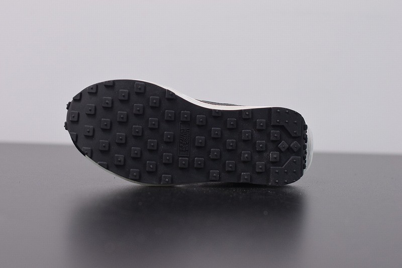 Kids Nike LD Waffle sacai Black Kids Nike LD Waffle sacai Black