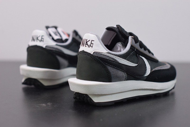 Kids Nike LD Waffle sacai Black Kids Nike LD Waffle sacai Black