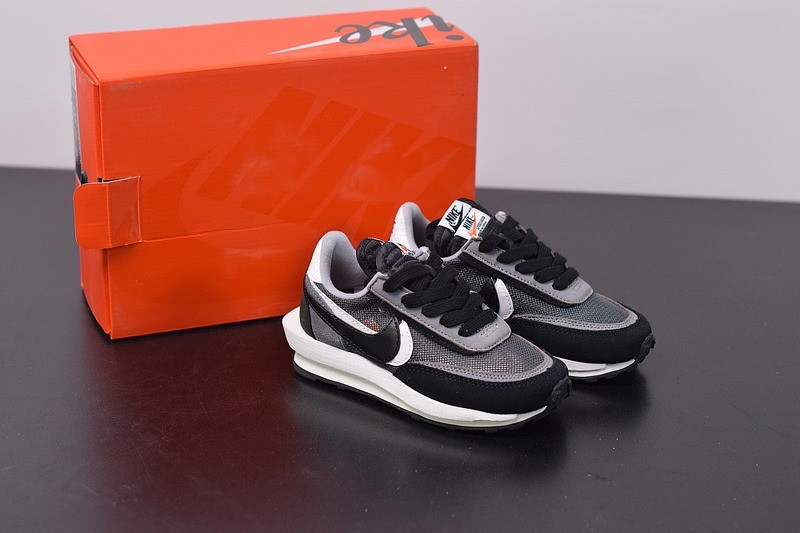 Kids Nike LD Waffle sacai Black Kids Nike LD Waffle sacai Black