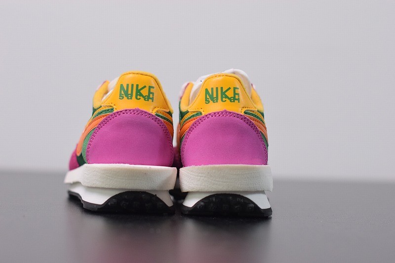 Kids Nike LD Waffle sacai Pine Green Kids Nike LD Waffle sacai Pine Green