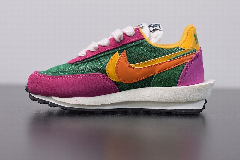 Kids Nike LD Waffle sacai Pine Green Kids Nike LD Waffle sacai Pine Green