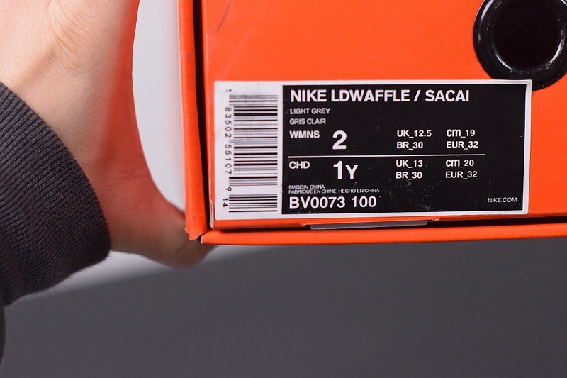 Kids Nike LD Waffle sacai Summit White Kids Nike LD Waffle sacai Summit White