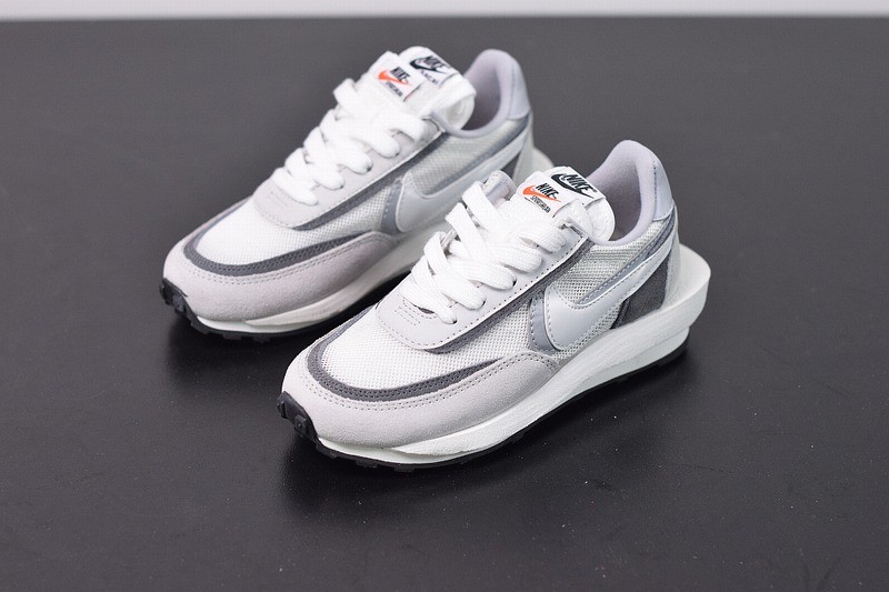 Kids Nike LD Waffle sacai Summit White Kids Nike LD Waffle sacai Summit White