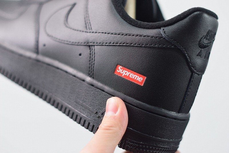 Nike Air Force 1 Low Supreme Black Nike Air Force 1 Low Supreme Black