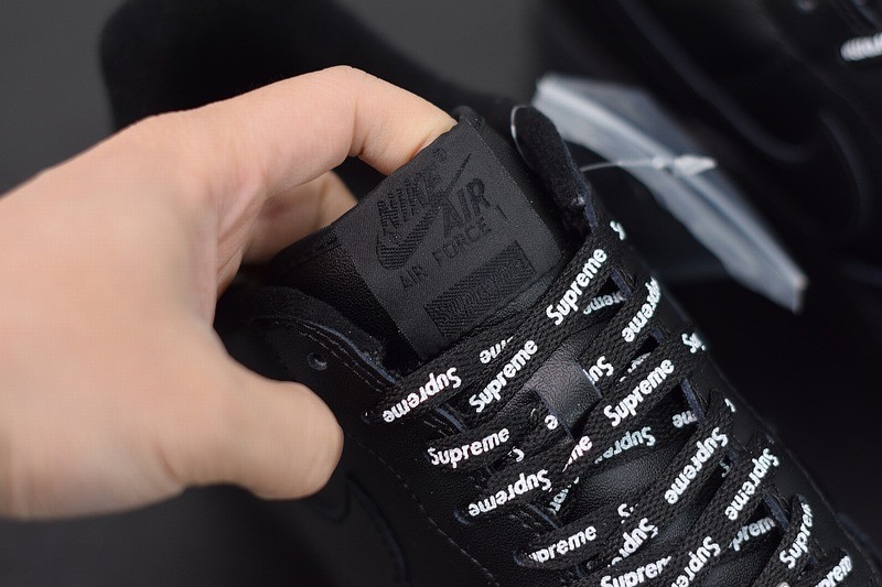 Nike Air Force 1 Low Supreme Black Nike Air Force 1 Low Supreme Black