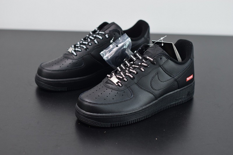 Nike Air Force 1 Low Supreme Black Nike Air Force 1 Low Supreme Black