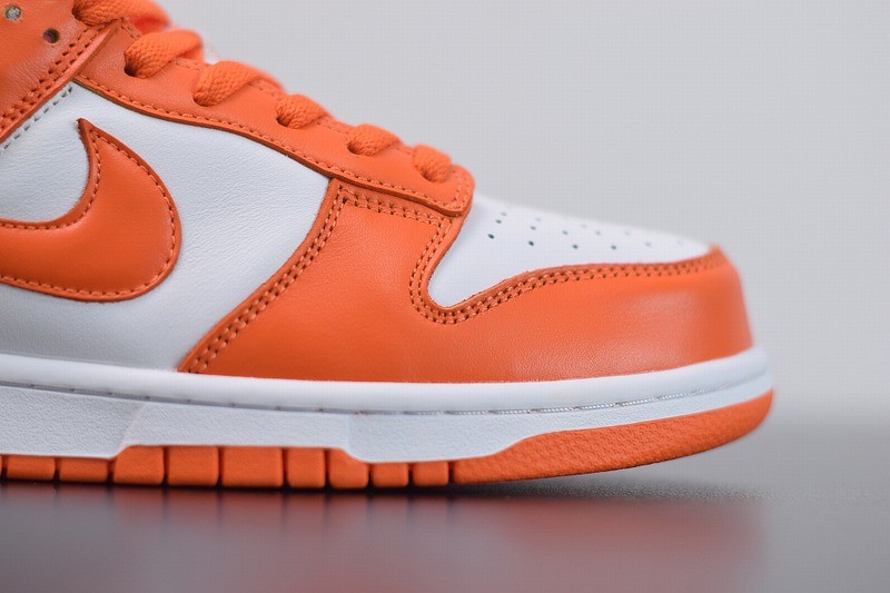 Nike SB Dunk Low Orange Nike SB Dunk Low Orange