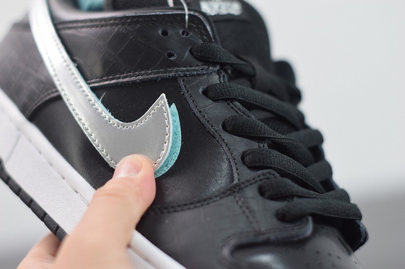 Nike SB Dunk Low Diamond Supply Co Black Diamond Nike SB Dunk Low Diamond Supply Co Black Diamond