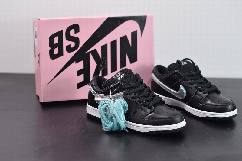 Nike SB Dunk Low Diamond Supply Co Black Diamond Nike SB Dunk Low Diamond Supply Co Black Diamond