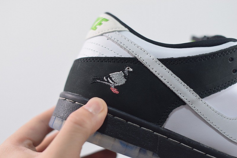 Nike SB Dunk Low Staple Panda Pigeon Nike SB Dunk Low Staple Panda Pigeon