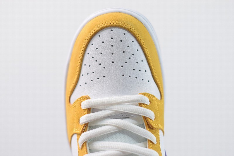 Nike SB Dunk Low Laser Orange Nike SB Dunk Low Laser Orange