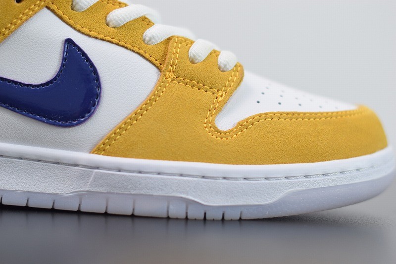 Nike SB Dunk Low Laser Orange Nike SB Dunk Low Laser Orange