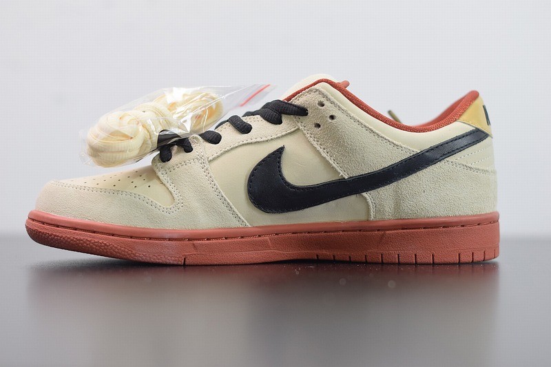 Nike SB Dunk Low Pro Hennessy Nike SB Dunk Low Pro Hennessy