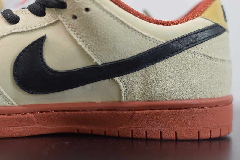 Nike SB Dunk Low Pro Hennessy Nike SB Dunk Low Pro Hennessy