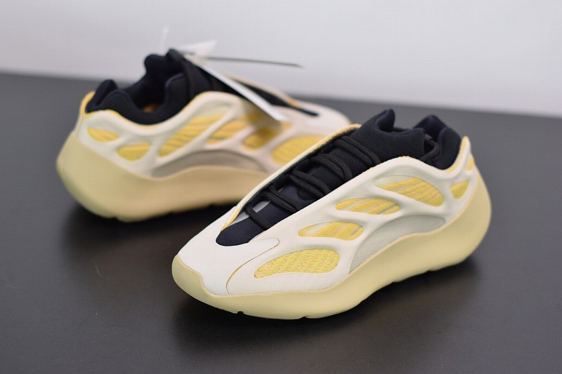 Yeezy 700 V3 Srphym Yeezy 700 V3 Srphym