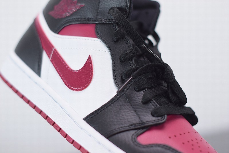 Jordan 1 Retro High Black Gym Red Jordan 1 Retro High Black Gym Red