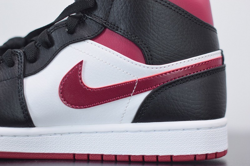 Jordan 1 Retro High Black Gym Red Jordan 1 Retro High Black Gym Red