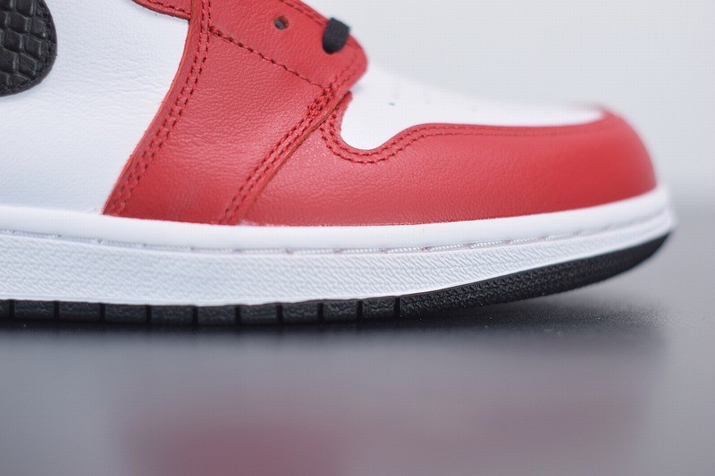 Jordan 1 Retro High Satin Snake Chicago Jordan 1 Retro High Satin Snake Chicago