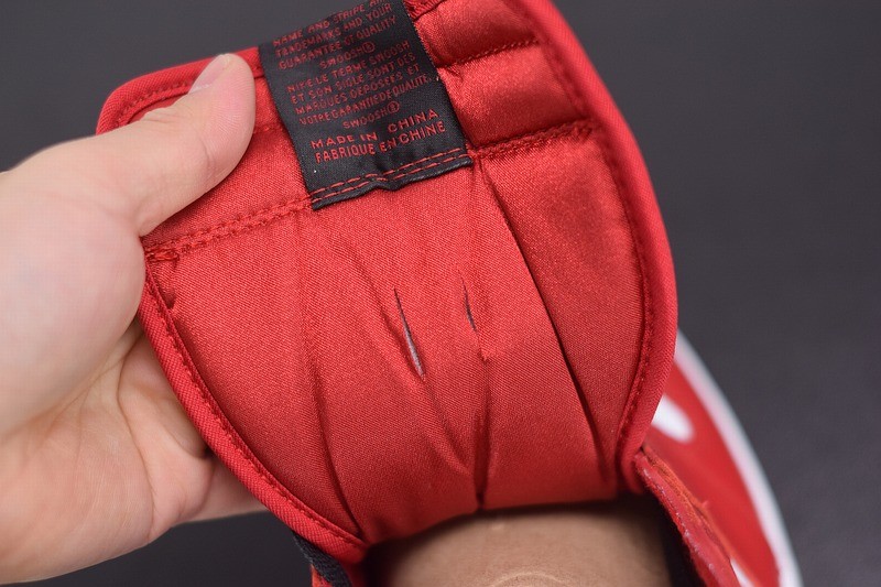 Jordan 1 Retro High Satin Snake Chicago Jordan 1 Retro High Satin Snake Chicago