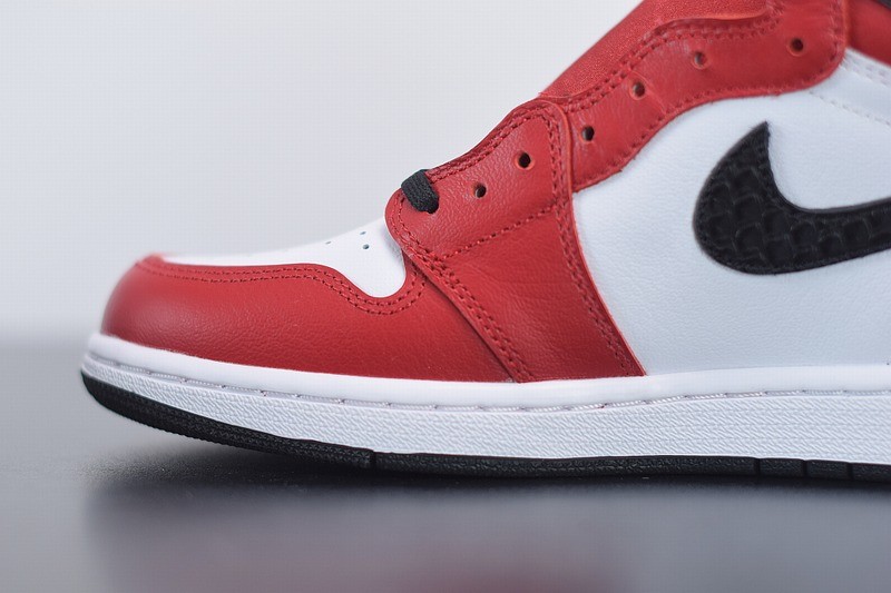 Jordan 1 Retro High Satin Snake Chicago Jordan 1 Retro High Satin Snake Chicago