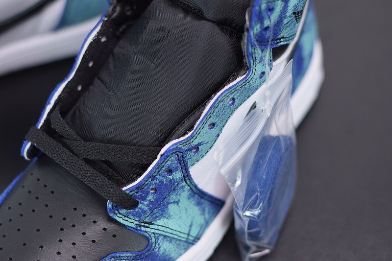 Jordan 1 Retro High Tie Dye Jordan 1 Retro High Tie Dye