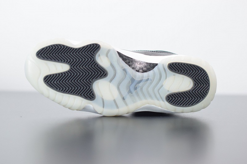 Jordan 11 Retro Low Barons Jordan 11 Retro Low Barons