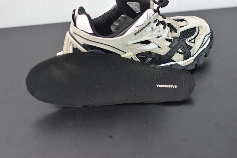 Balenciaga Track.2 Beige Balenciaga Track.2 Beige
