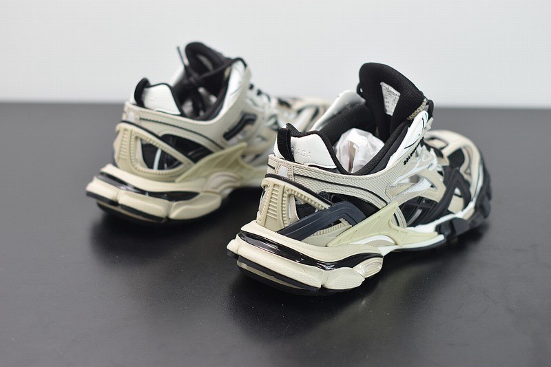Balenciaga Track.2 Beige Balenciaga Track.2 Beige
