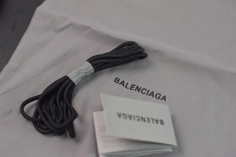 Balenciaga Track.2 Beige Balenciaga Track.2 Beige