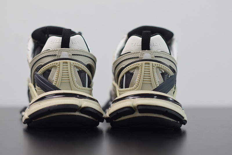 Balenciaga Track.2 Beige Balenciaga Track.2 Beige