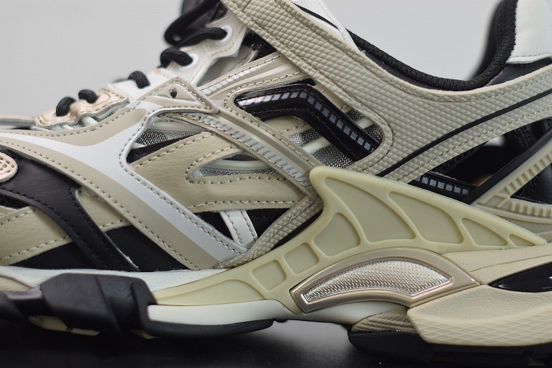 Balenciaga Track.2 Beige Balenciaga Track.2 Beige