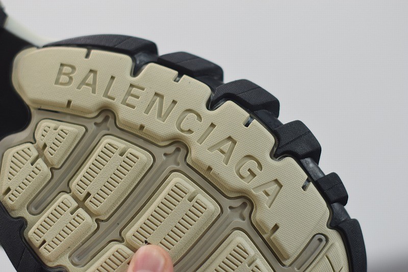 Balenciaga Track.2 Beige Balenciaga Track.2 Beige