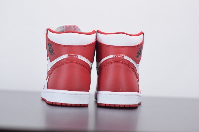 Jordan New Beginnings Pack Retro High 1& Nike Air Ship Jordan New Beginnings Pack Retro High 1& Nike Air Ship