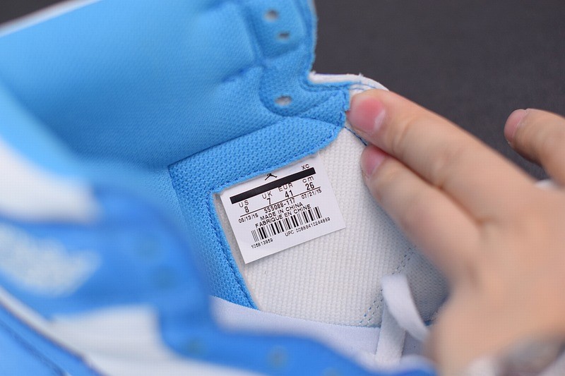 Jordan 1 Retro UNC Jordan 1 Retro UNC