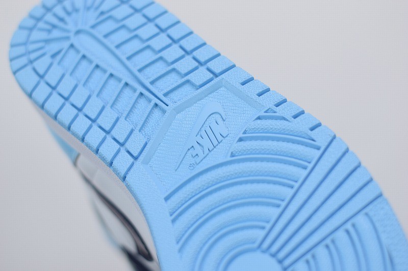 Jordan 1 Retro High UNC Patent Jordan 1 Retro High UNC Patent