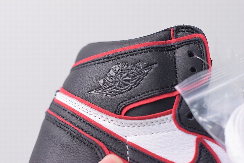 Jordan 1 Retro High Bloodline Jordan 1 Retro High Bloodline