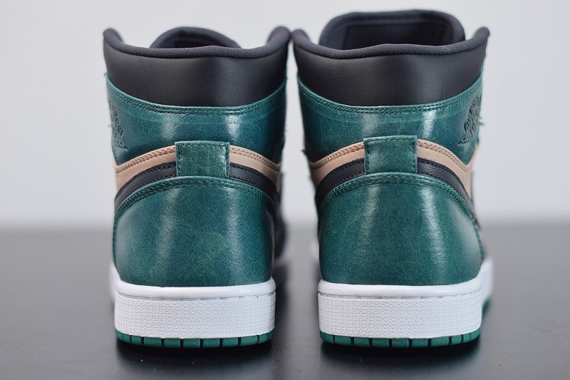 Jordan 1 Retro High Black/Fossil-Pale Green Jordan 1 Retro High Black/Fossil-Pale Green