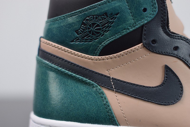 Jordan 1 Retro High Black/Fossil-Pale Green Jordan 1 Retro High Black/Fossil-Pale Green