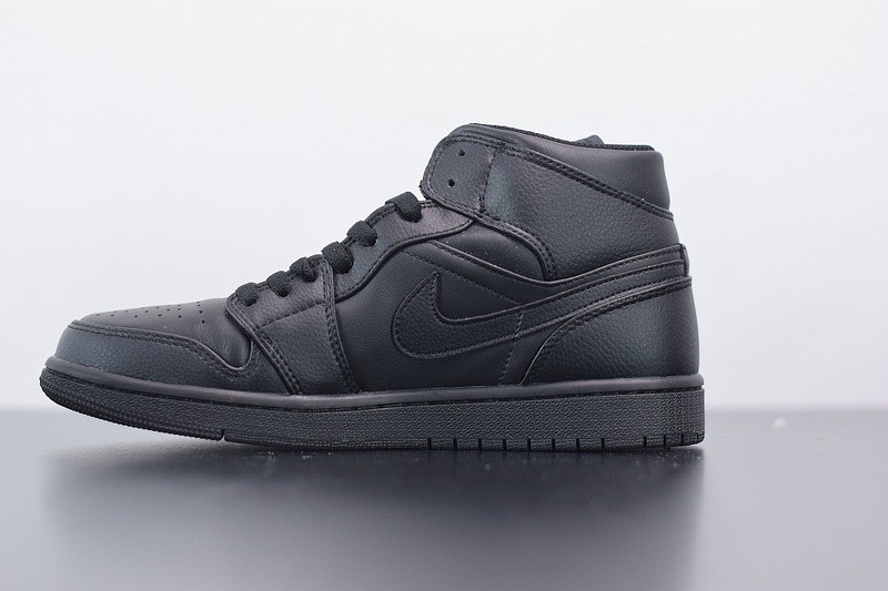 Jordan 1 Retro High OG Essentials Black Jordan 1 Retro High OG Essentials Black